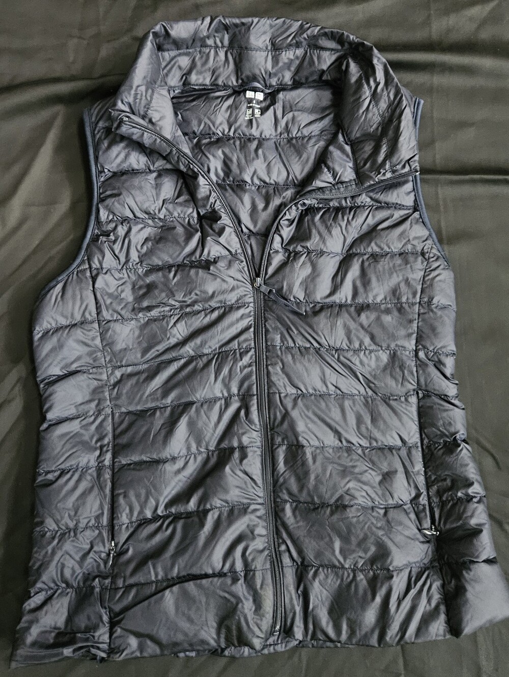 Uniqlo Ultralight Puffer Vest in Navy Size Small
